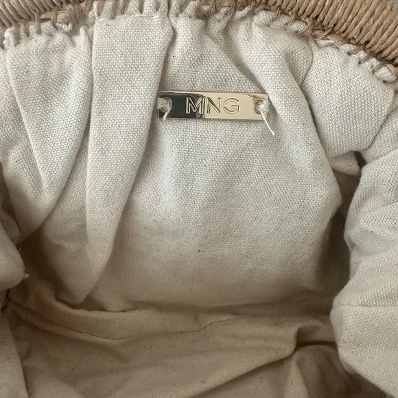 Mango Natural Woven Clutch - Picture 4 of 5